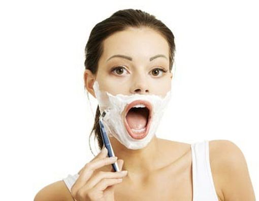 Apa Penyebab Wanita Punya Kumis?