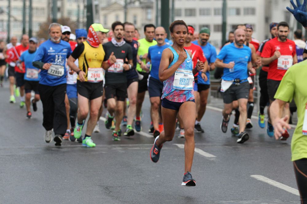 Perlukah Cek Kesehatan Sebelum Ikut Lari Maraton?