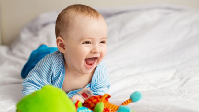 Bayi Terlambat Tumbuh Gigi, Apakah Harus Khawatir?