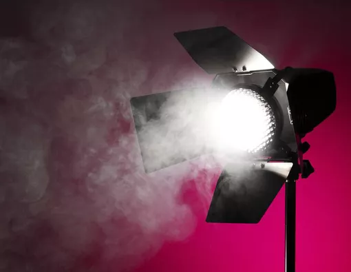 Benarkah Bintang Porno Wanita Alami Orgasme Saat Syuting?