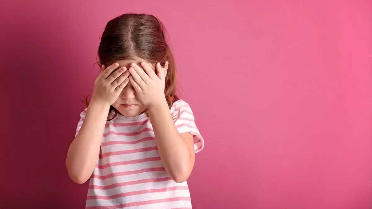 Waspadai, Penyebab Anak Suka Membenturkan Kepala