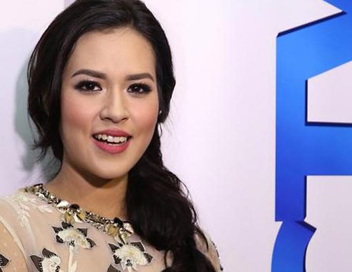 Cara Raisa Menjaga Wajah Tetap Cerah dan Bebas Flek
