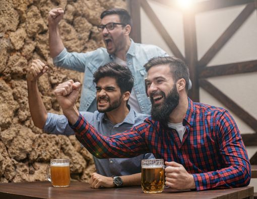 Bahaya Minum Bir saat Nobar Perempat Final Piala Dunia