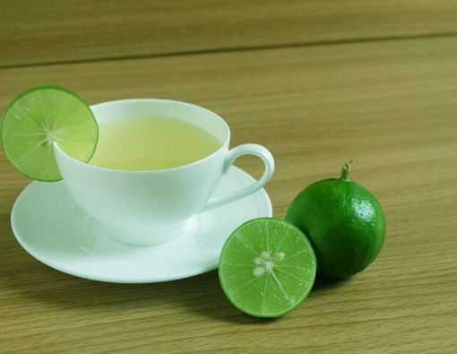 Benarkah Air Perasan Jeruk Nipis Sebabkan Obesitas?