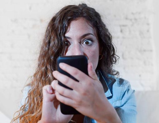 Bahaya dari Kecanduan Bermain Pokemon Go