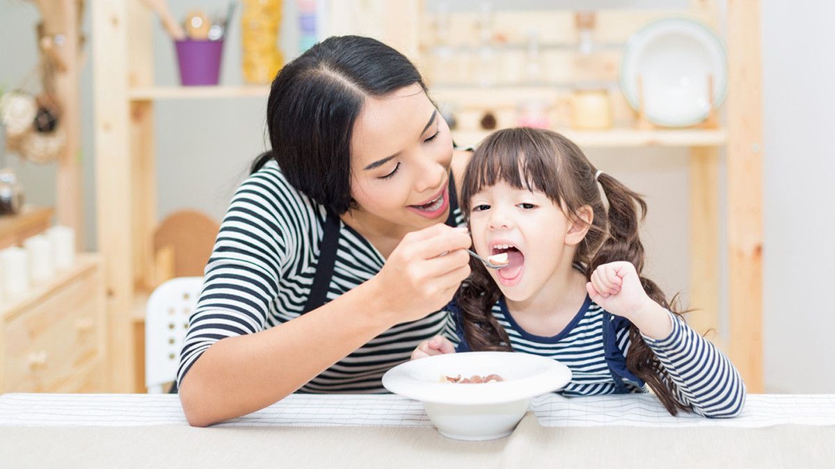 Ibu, Ini Daftar Makanan Penambah Nafsu Makan Anak