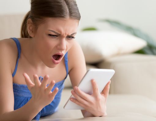 Pengaruh Buruk Hoaks pada Kesehatan Emosi