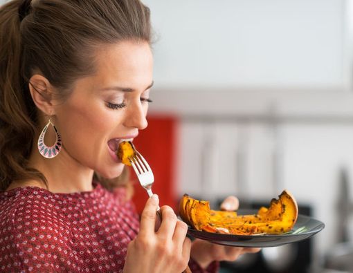 Benarkah Makan Bisa Hilangkan Stres?