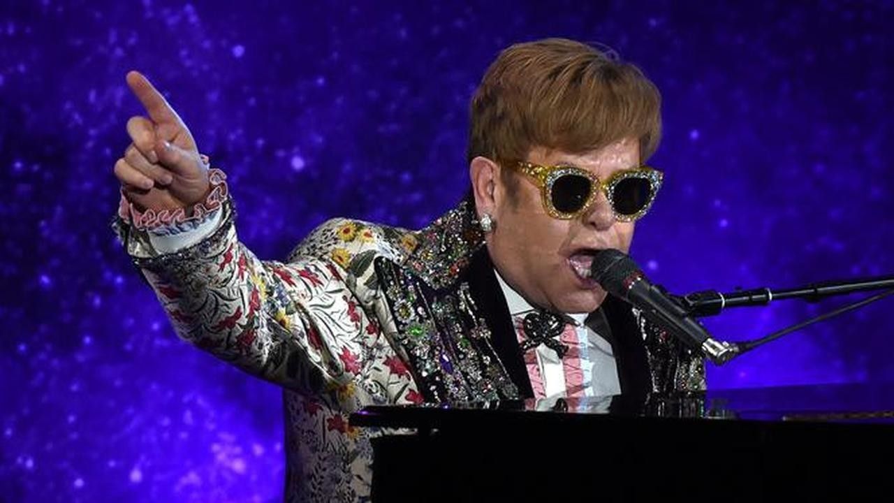 Elton John Kena Pneumonia Berjalan, Penyakit Apa Itu?