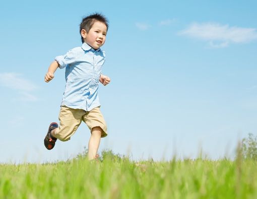 Menangani Anak yang Terlalu Aktif dan Tidak Bisa Diam