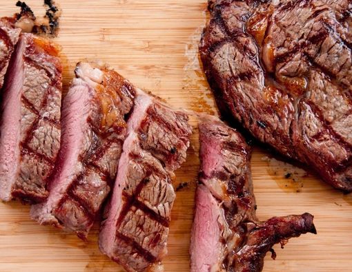 Ibu Hamil Makan Steak Sirloin dan Tenderloin, Amankah bagi Janin?