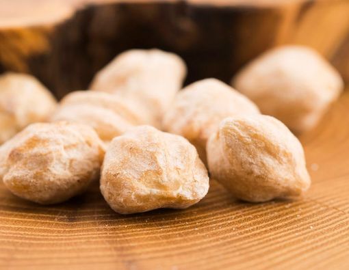 Minyak Kemiri Bikin Kumis dan Jambang Tumbuh Lebat?