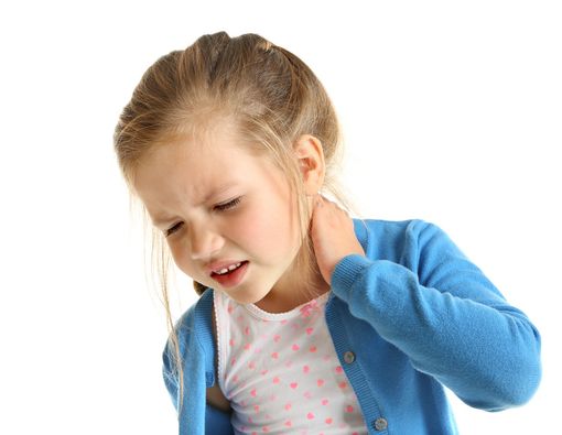 Kiat Atasi Nyeri Leher pada Anak