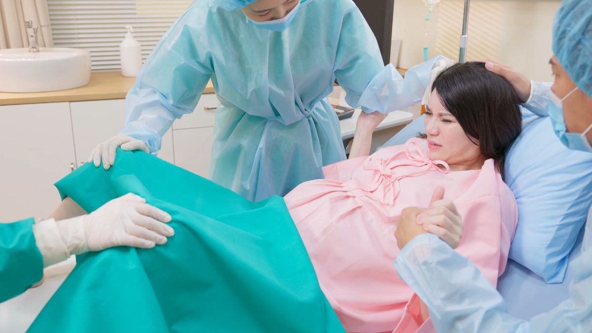 Mengenal Prosedur Amniotomi Jelang Melahirkan