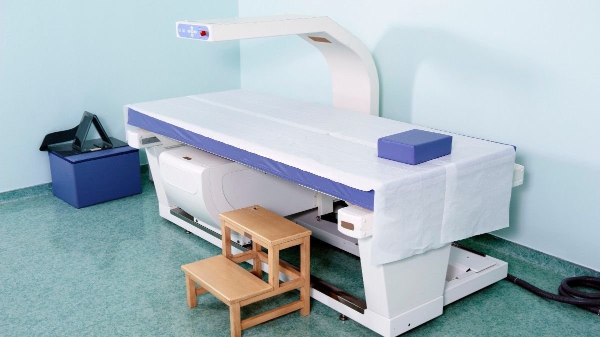 Kenali Bone Mineral Densitometry untuk Mendeteksi Osteoporosis