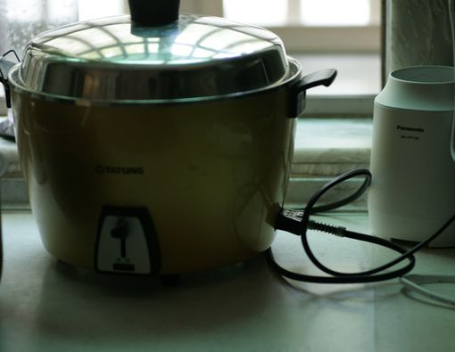 Hati-Hati, Ini Efek Kesehatan Hangatkan Nasi di Magic Com Seharian!