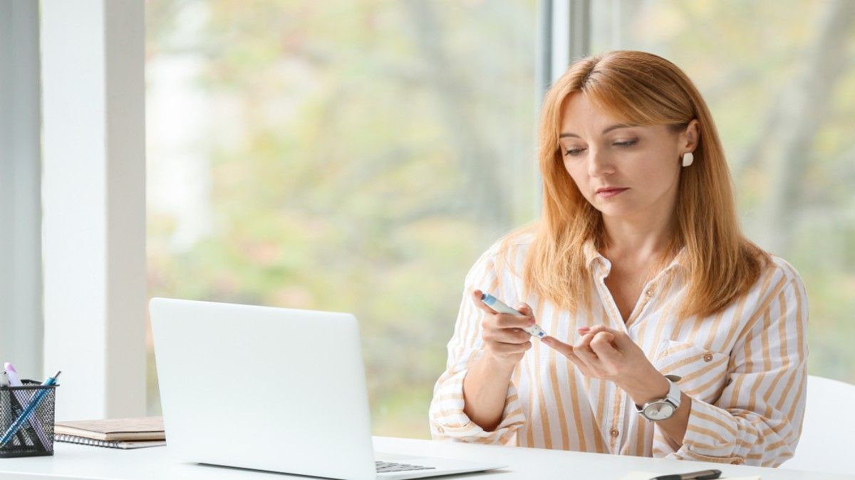 Benarkah Risiko Diabetes Lebih Tinggi pada Wanita Karier?