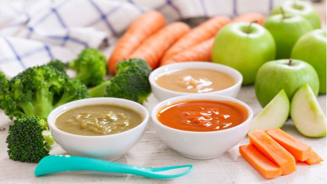 Menu MPASI si Kecil, Cukupkah Hanya Sayuran dan Buah?