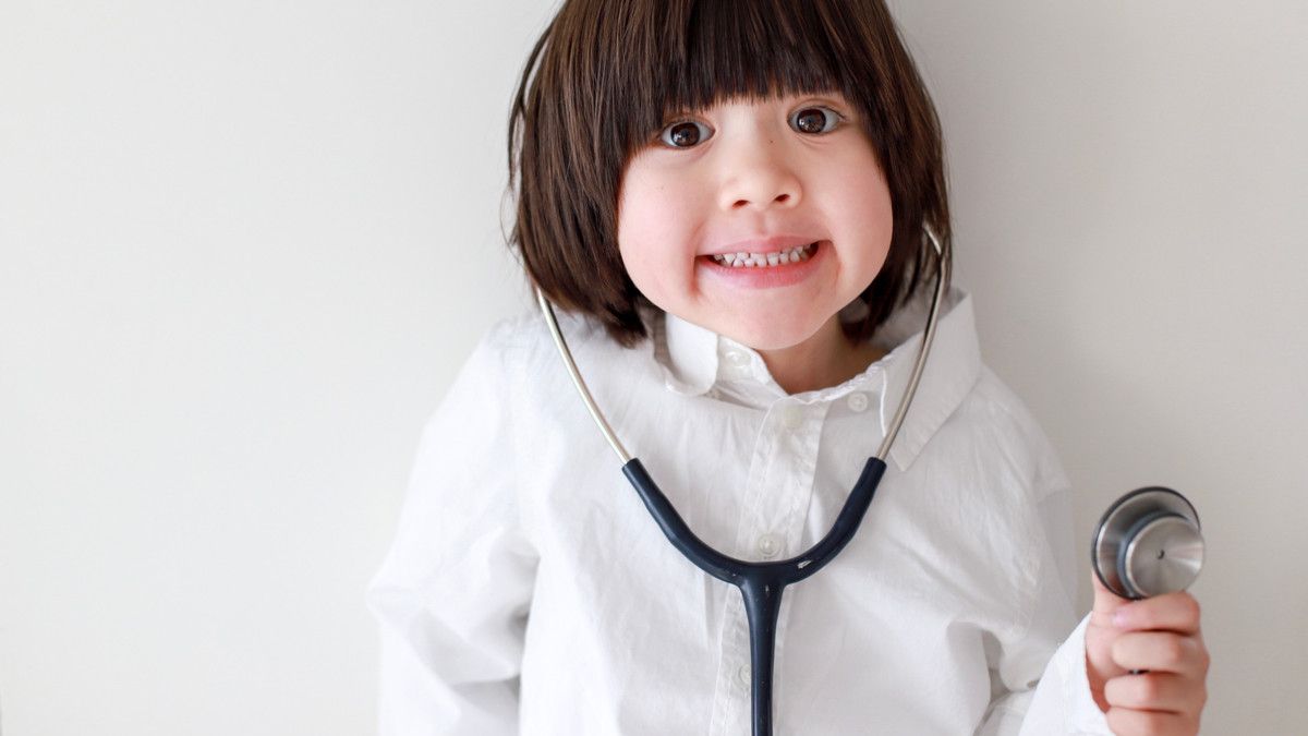 Anak Bercita-cita Jadi Dokter, Dukung dengan Cara Ini