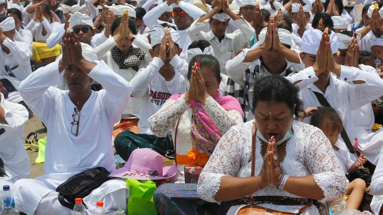 Manfaat Sunyi di Hari Raya Nyepi untuk Kesehatan Telinga