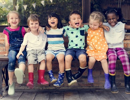 Kiat Menumbuhkan Kecerdasan Emosional pada Anak