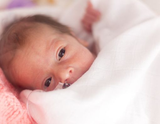 Waspada Penyakit Mata pada Bayi Prematur