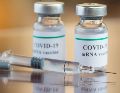 Studi: Booster Vaksin mRNA Tingkatkan Efikasi Vaksin Sinovac