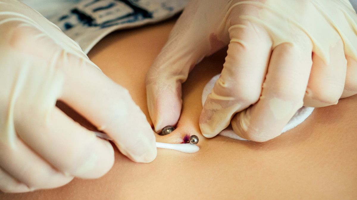 Tindik Saat Hamil, Bolehkah Dilakukan?