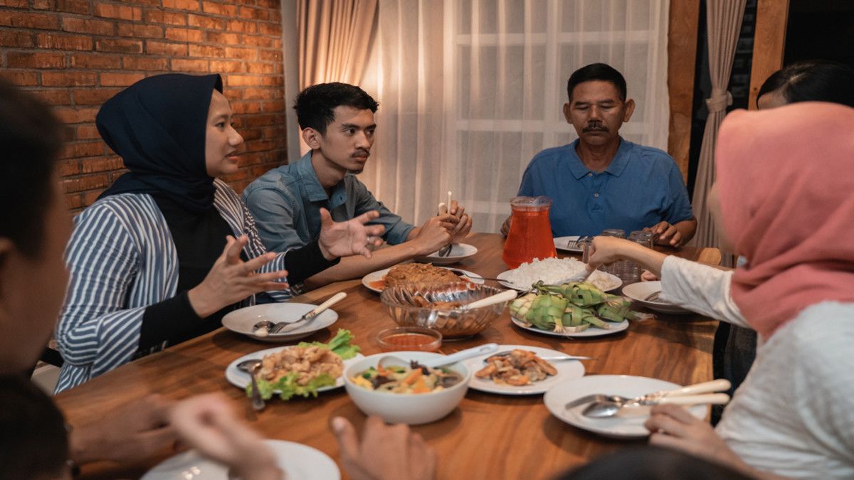 Tips Sahur yang Sehat agar Kuat Puasa Seharian