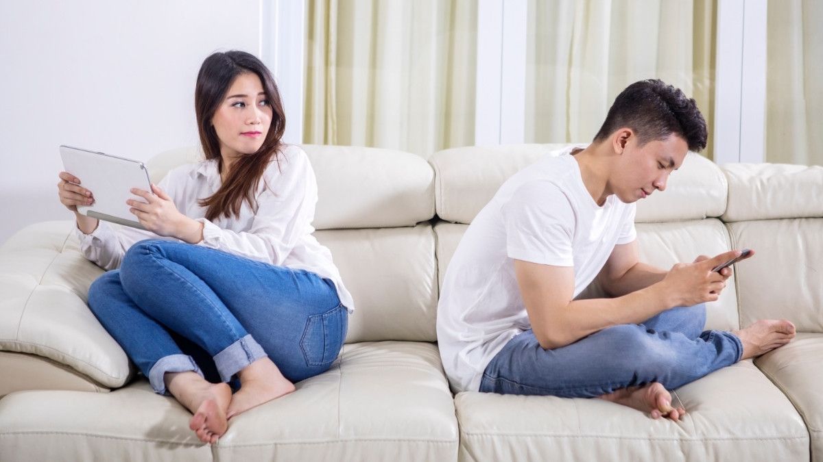 Pernah Selingkuh Tapi Tak Ketahuan, Perlukah Mengaku?