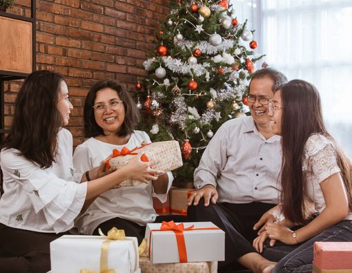 Manfaat Sehat Tukar Kado Saat Natal