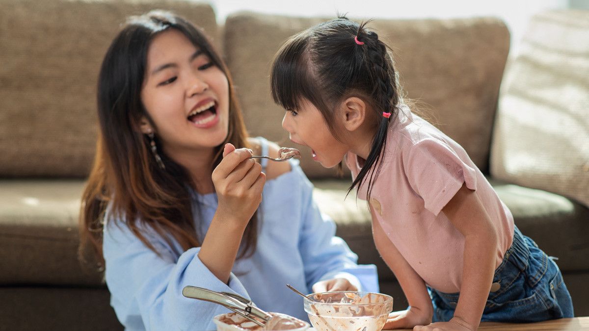 Jangan Dilarang, Pilih Es Krim Sehat Sebagai Cemilan Baik untuk Anak