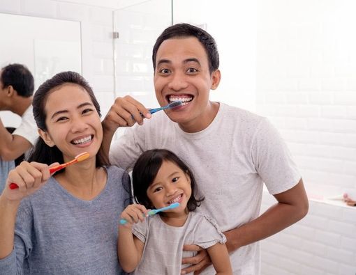 Ortu Suka Menerapkan Pola Asuh Campuran? Ini Kata Psikolog