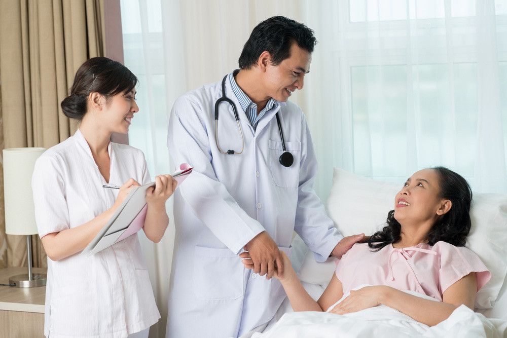 Apa Saja Tugas Dokter yang Tidak Boleh Dikerjakan Perawat?
