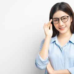 10 Cara Menyembuhkan Mata Minus, dari Alami Hingga Medis