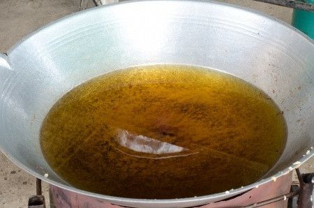 Bahayanya Menggunakan Minyak Goreng Berulang Kali