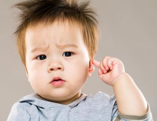 Mengenali Tanda-tanda Gangguan Pendengaran pada Bayi