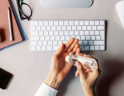 Sudah Mulai WFO, Ini Tips untuk Jaga Kebersihan