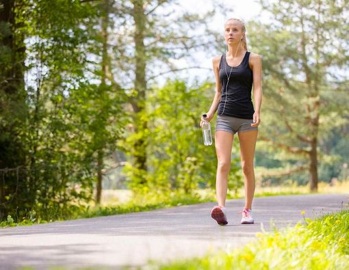Manfaat Olahraga Berjalan Kaki Bagi Kesehatan Tulang