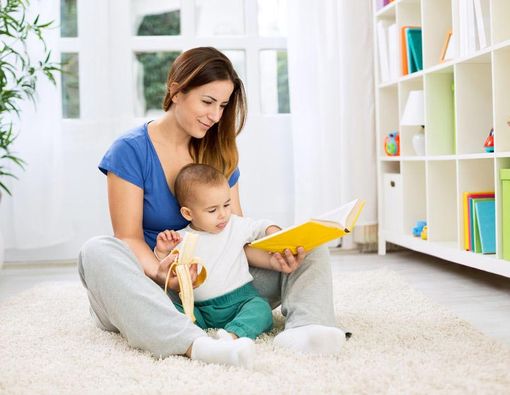 12 Manfaat Membacakan Anak Cerita