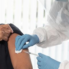 Vaksin Meningitis: Manfaat, Jenis, dan Siapa yang Perlu 
