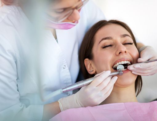 Benarkah Penyakit Gusi Berhubungan dengan Alzheimer?