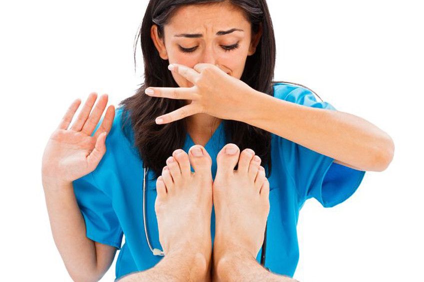 5 Kiat Mudah Usir Bau Kaki