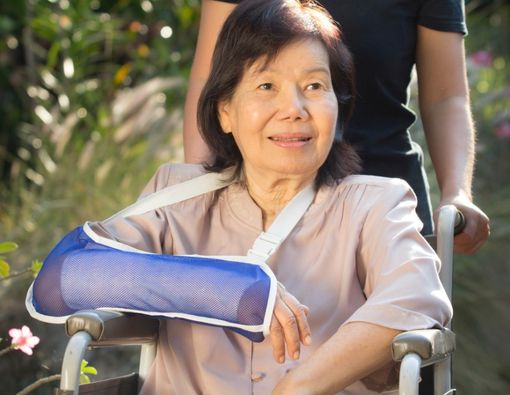 Mengenal Gips yang Sering Digunakan Untuk Patah Tulang