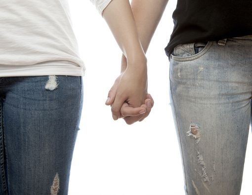 Ini yang Terjadi pada Wanita Straight yang Berubah Jadi Lesbian