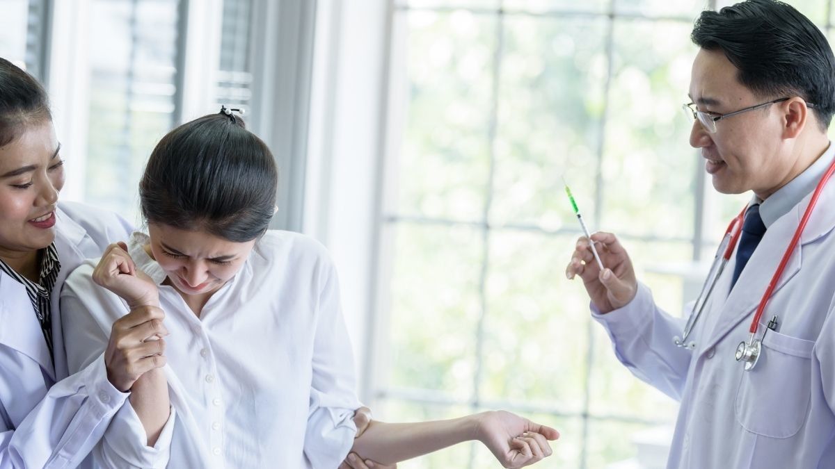 Mengenal Trypanophobia, Rasa Takut Berlebih pada Jarum Suntik