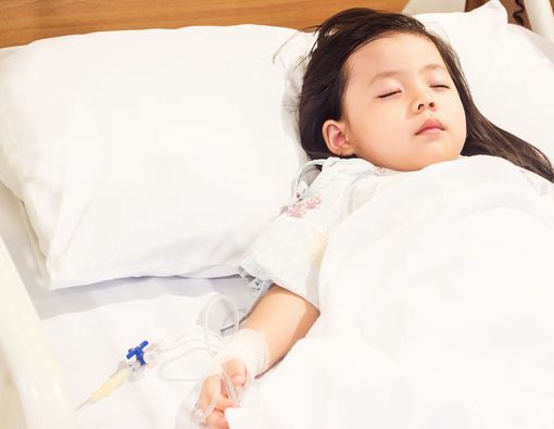Kiat Agar Anak yang Dirawat di Rumah Sakit Cepat Sembuh