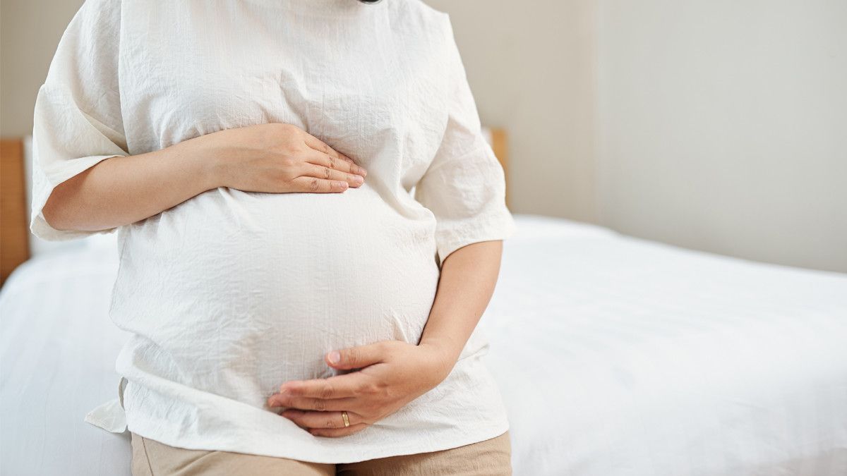 Bolehkah Ibu Hamil Keluar Rumah Saat Malam Hari?