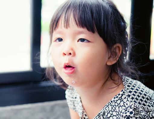 Anak Sering Batuk Akibat Alergi Susu, Ganti Susunya dengan Ini