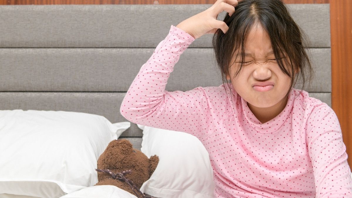 Ketombe pada Anak, Ini Penyebab dan Cara Mengatasinya